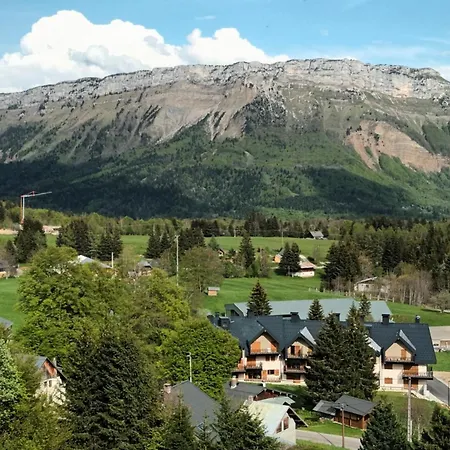 Daire Spacieux Au Pied Des Pistes *